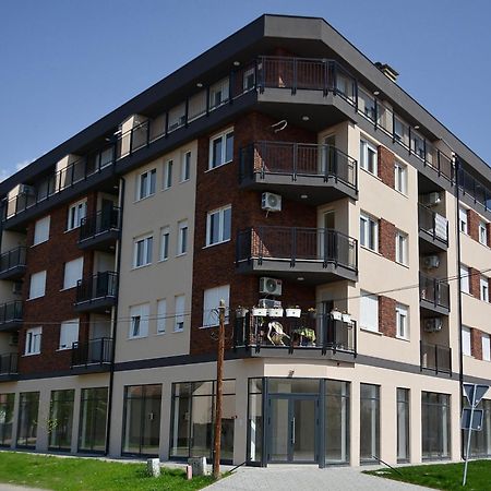 Crown Apartment 3 Subotica Ngoại thất bức ảnh