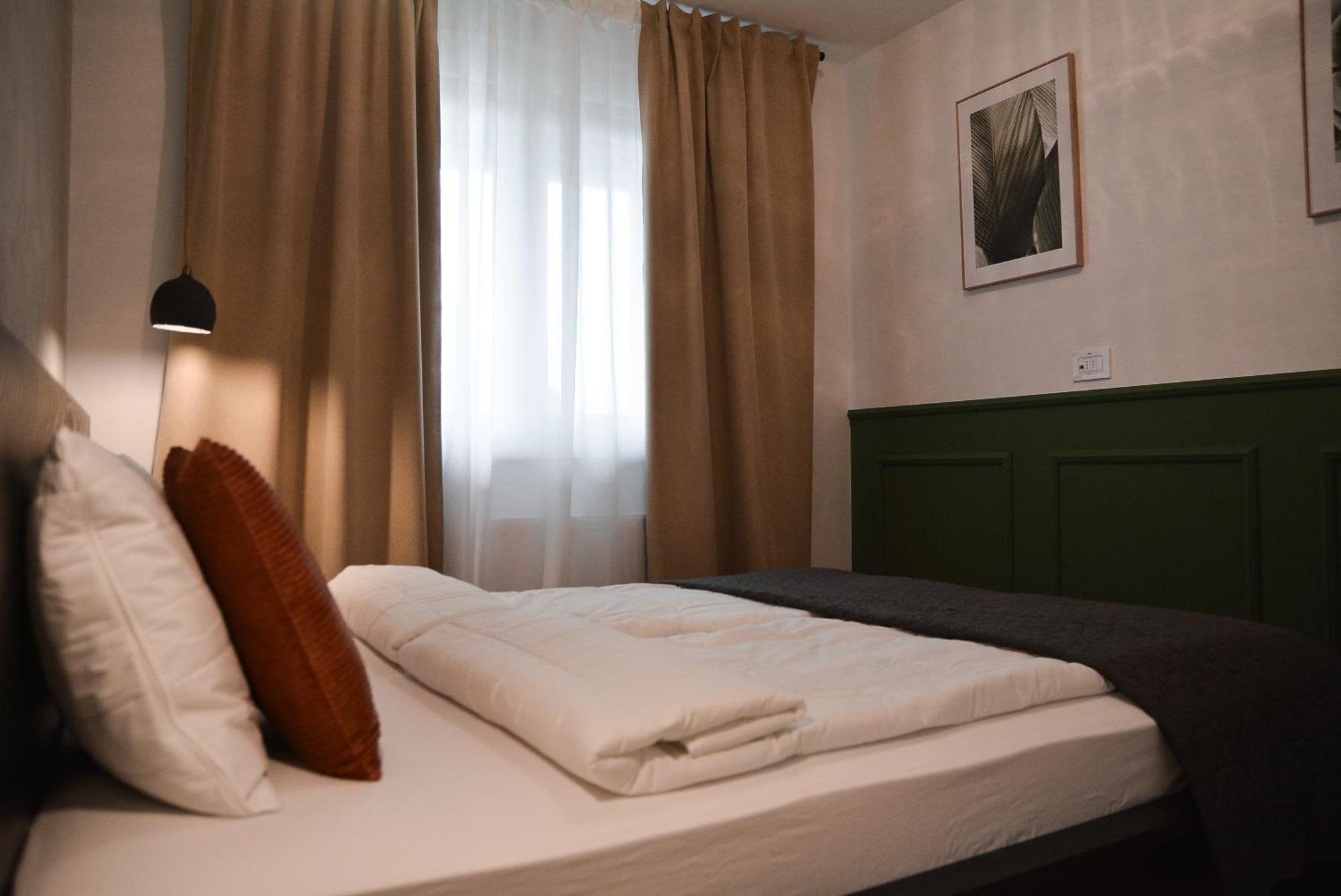Crown Apartment 3 Subotica Ngoại thất bức ảnh