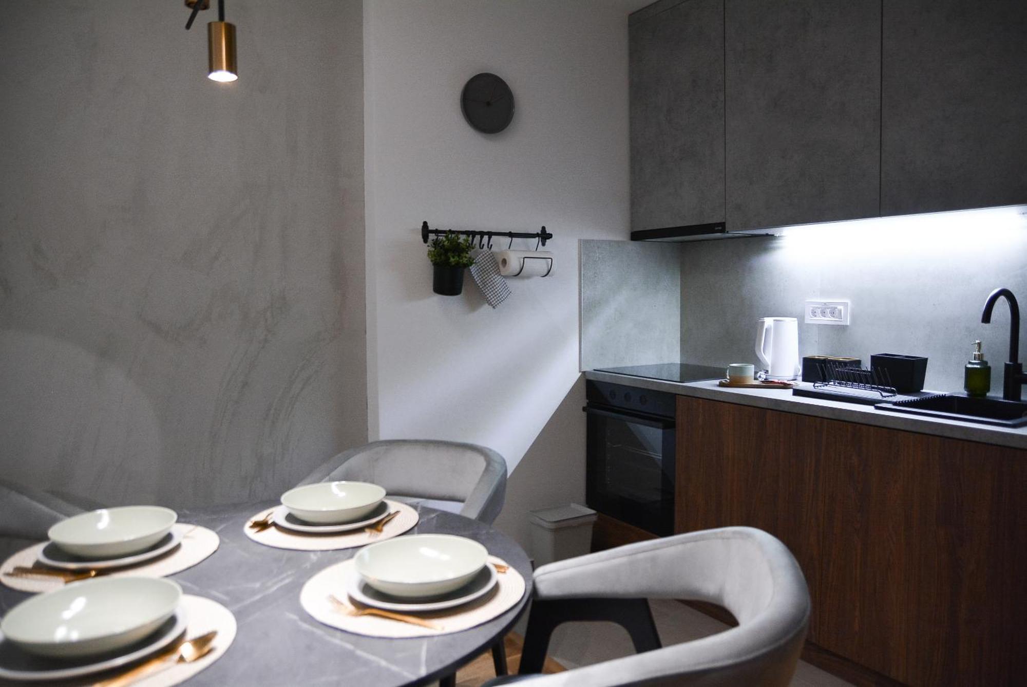Crown Apartment 3 Subotica Ngoại thất bức ảnh